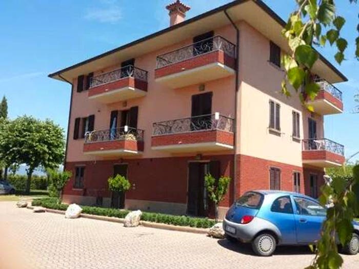Casa con 6 locali in vendita in Via Biturgense, Città di Castello