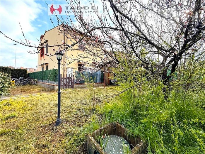 Appartamento trilocale in vendita in VIALE NENNI, Legnaia San Quirico Monticelli, Firenze