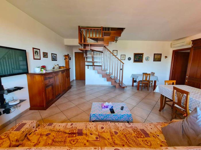 Appartamento trilocale in vendita in Via Guglielmo Marconi, Centro, Arosio