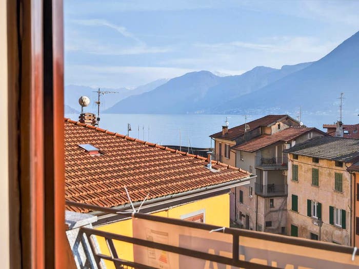 Appartamento trilocale in vendita in Salita Andrea Brenta, Centro, Argegno