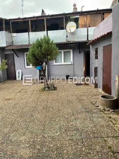 Appartamento con 6 locali in vendita in Via savignotto, Centro, Casalvolone