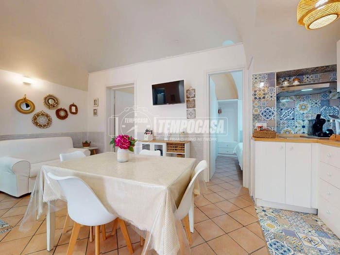 Appartamento trilocale in vendita in Via A Girolamo Magnesi, Centro, Polignano a Mare