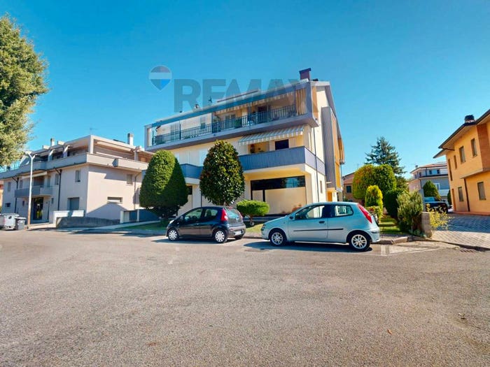 Casa trilocale in vendita in Via San Bartolo, Bastia, Bastia Umbra