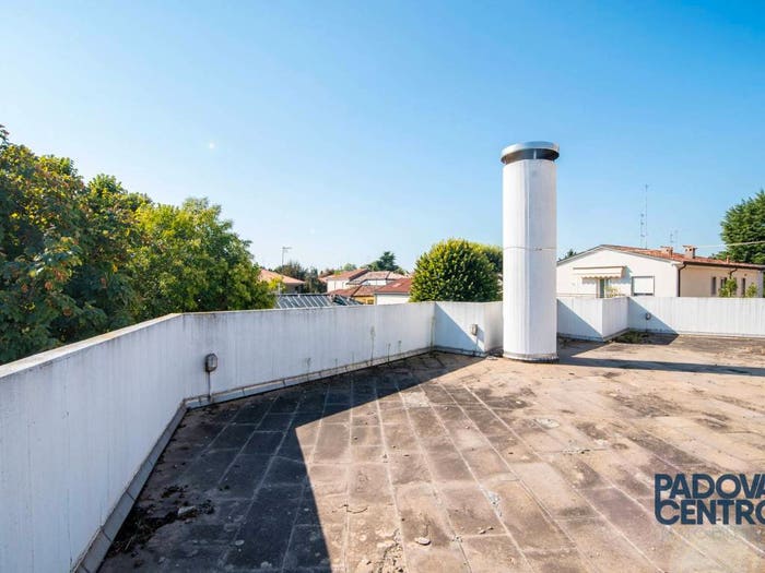 Casa con 6 locali in vendita in Via Santa Maria in Vanzo, Città Giardino, Padova