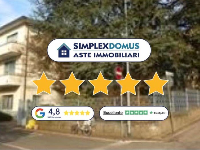Appartamento con 6 locali in vendita in Lario, Semicentro, Cantù