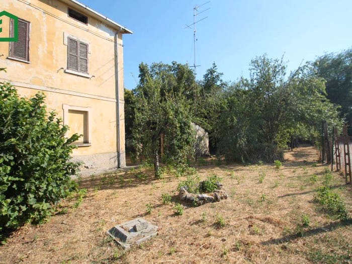 Casa con 5 locali in vendita in Viale Cesare Battisti, Attigliano