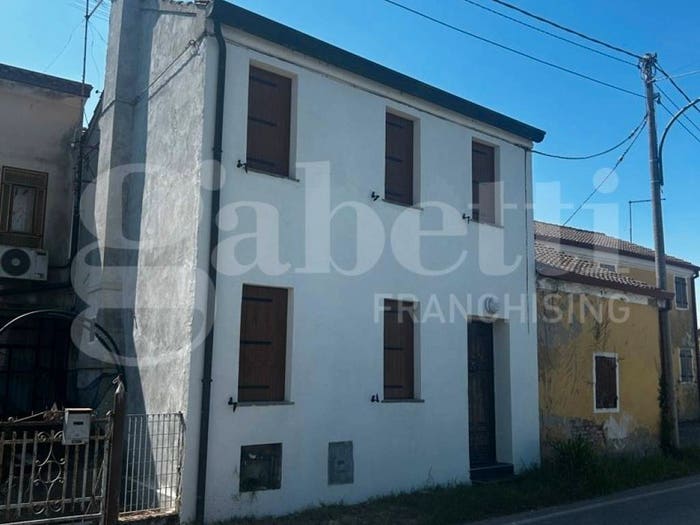 Casa trilocale in vendita in LAMA PEZZOLI Via Don Giovanni Minzoni, Lama Pezzoli, Ceregnano