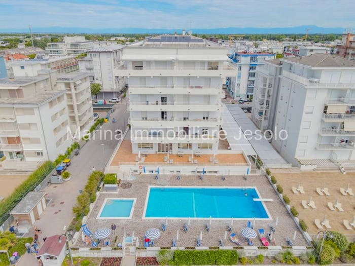 Appartamento quadrilocale in vendita in Via Antoniotto Usodimare, Lido Ovest Faro, Jesolo