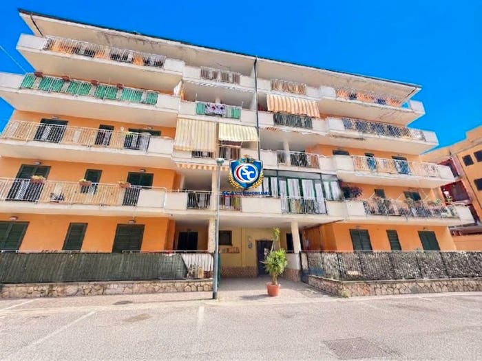 Appartamento quadrilocale in vendita in Via Marco Pantani, Orta di Atella