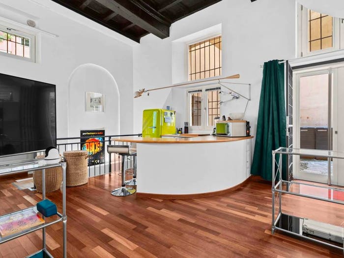 Appartamento trilocale in vendita in Corso di Porta Ticinese, Carrobbio, Milano