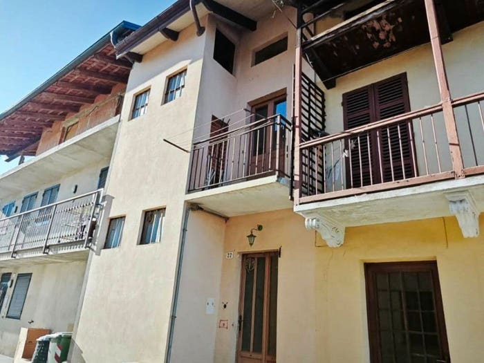 Casa bilocale in vendita in Via Costantino Crosa, Centro, Cerrione