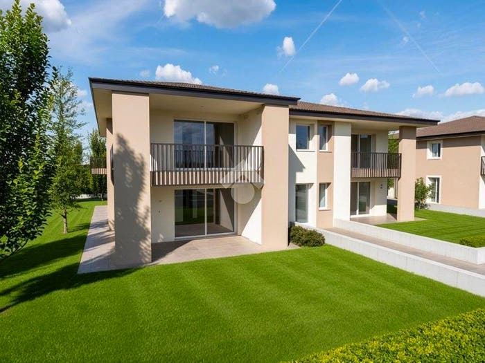 Appartamento con 5 locali in vendita in Via delle Coste, Lazise