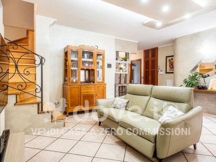Appartamento trilocale in vendita in Via Carlo Levi, Venosa