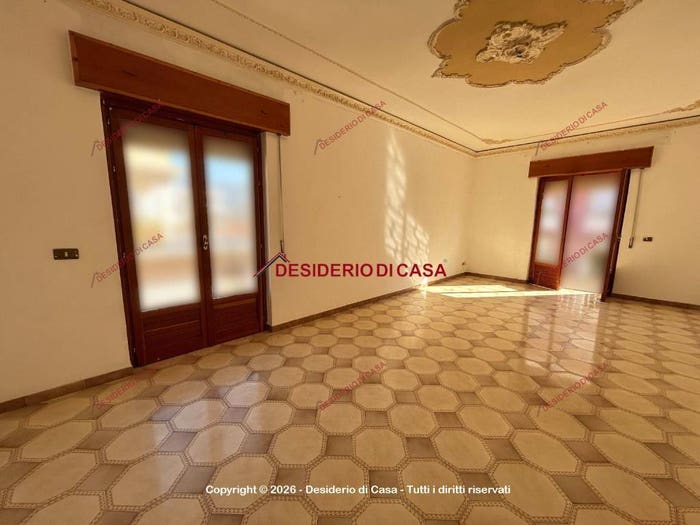 Appartamento con 6 locali in vendita in Via Bernardo Mattarella, Centro, Bagheria