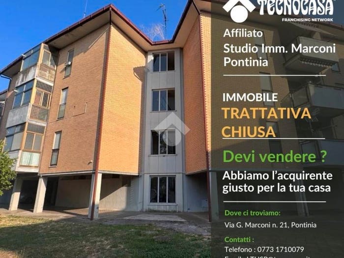 Appartamento trilocale in vendita in Via Guglielmo Marconi, Centro, Pontinia