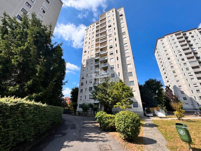 Appartamento trilocale in vendita in Via Giacomo Quarenghi, Gallaratese, Milano
