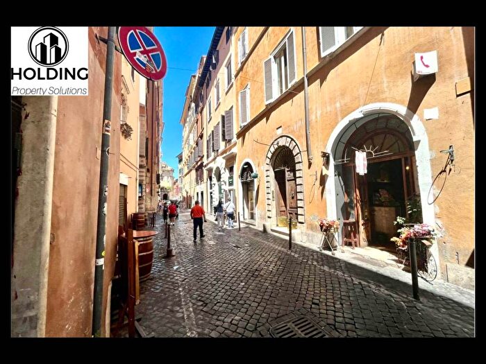 Appartamento quadrilocale in vendita in Via della Stelletta, Montecitorio, Roma