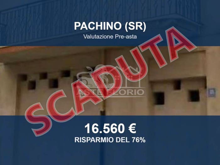 Casa quadrilocale in vendita in Via Malandrino, Centro, Pachino