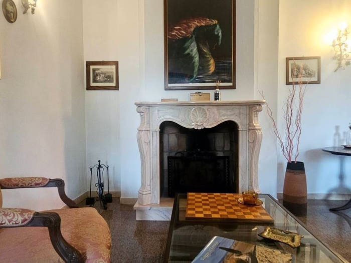 Casa con 6 locali in vendita in Marina di Carrara, Carrara