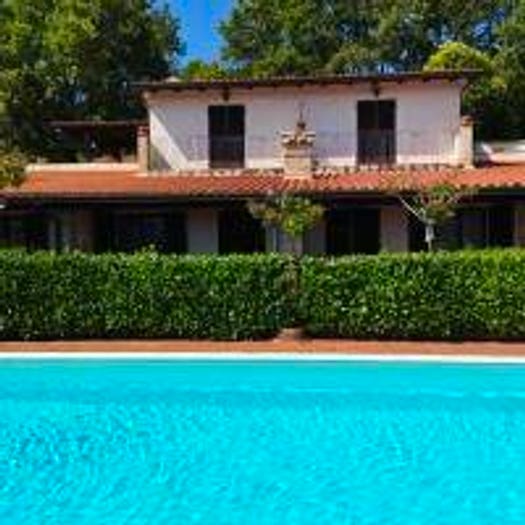 Casa con 6 locali in vendita in Villa, Magione