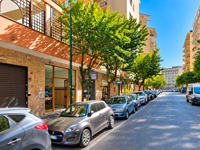 Appartamento con 5 locali in vendita in Via Giuseppe Orsi, Arenella, Napoli
