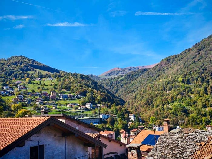 Casa con 5 locali in vendita in Via Giuseppe Garibaldi, Occagno, Schignano