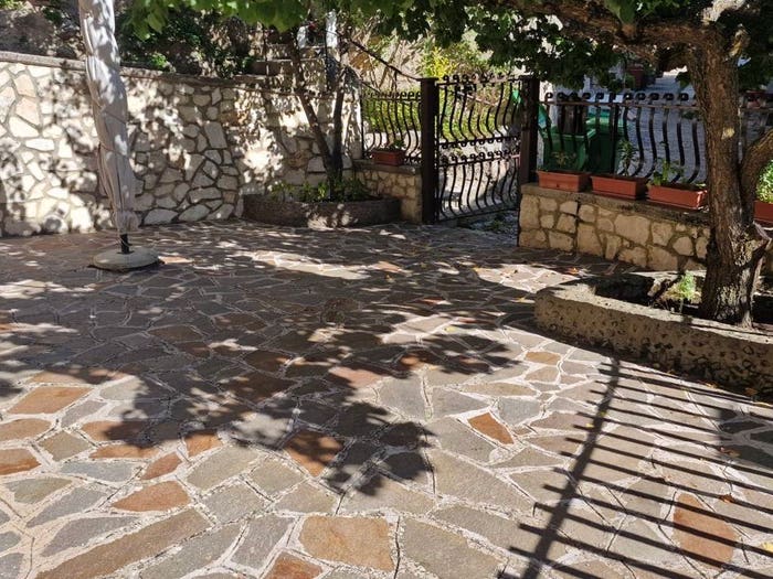 Casa trilocale in vendita in Via della Concordia, San Donato, Tagliacozzo