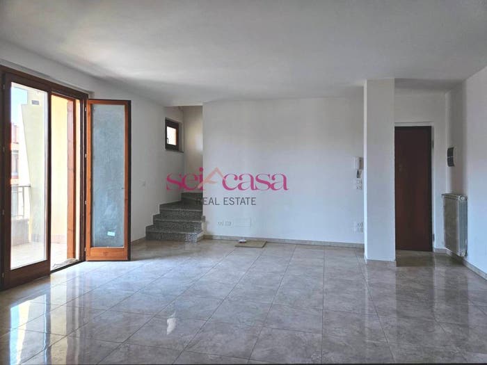 Appartamento con 5 locali in vendita in Via Germania, Cittadella Ospedale, Grosseto