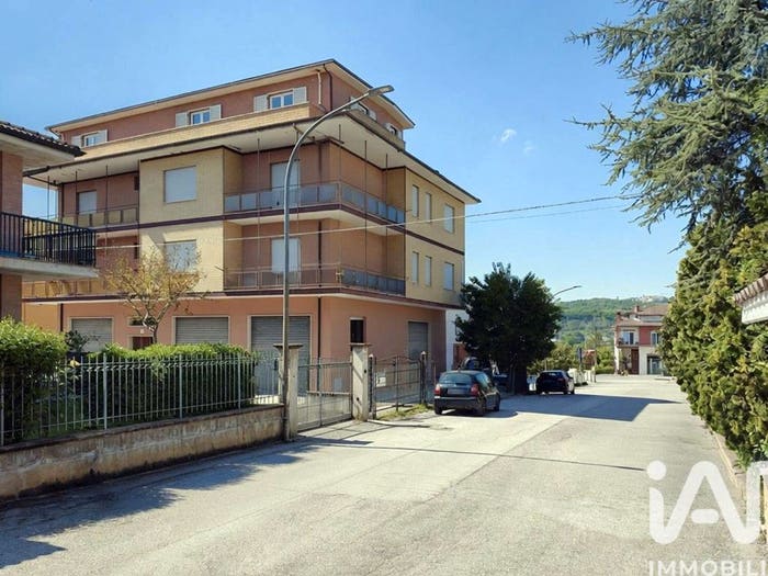 Appartamento quadrilocale in vendita in Via Giovanni XXIII, Centro, Servigliano
