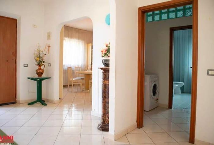 Appartamento con 6 locali in vendita in Svincolo Cecina Centro, Cecina Centro, Cecina