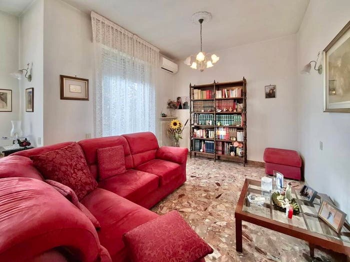 Appartamento con 6 locali in vendita in Viale Italia, San Benedetto, Forlì