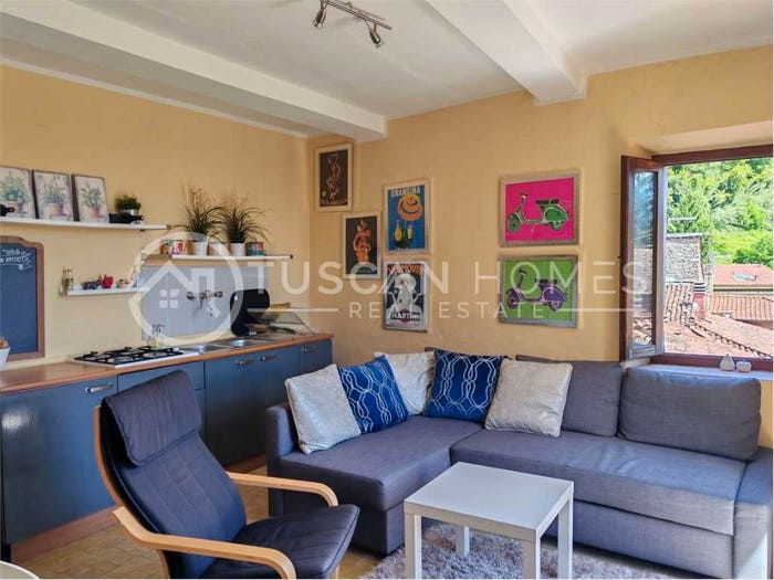 Appartamento con 6 locali in vendita in Centro, Gallicano