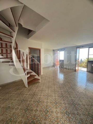Appartamento quadrilocale in vendita in Via G A Ambrosetti, Sordevolo
