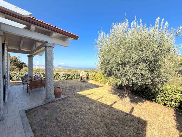 Casa trilocale in vendita in Via mare, Badesi