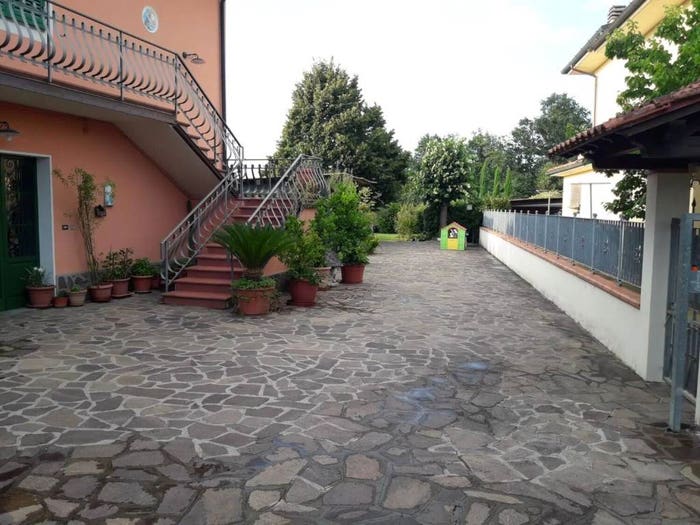 Casa con 6 locali in vendita in Le Vendute, Fucecchio