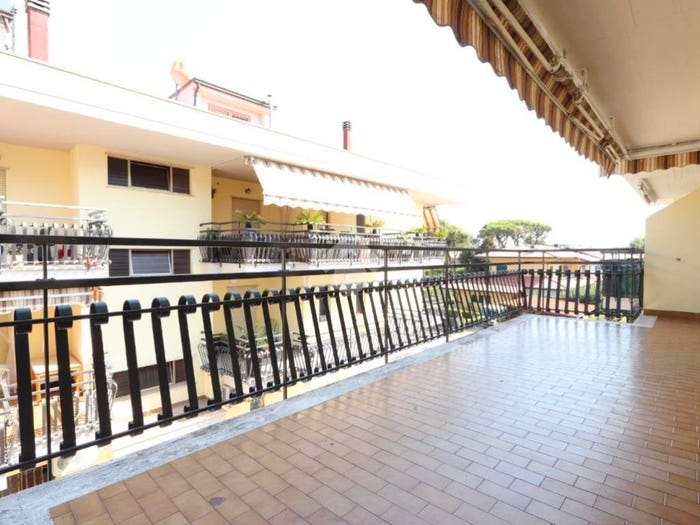 Appartamento trilocale in vendita in Via De Pinedo, Villa Rosa, Martinsicuro