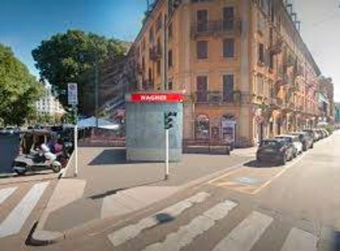 Appartamento con 6 locali in vendita in Piazza Riccardo Wagner, Vercelli Wagner, Milano