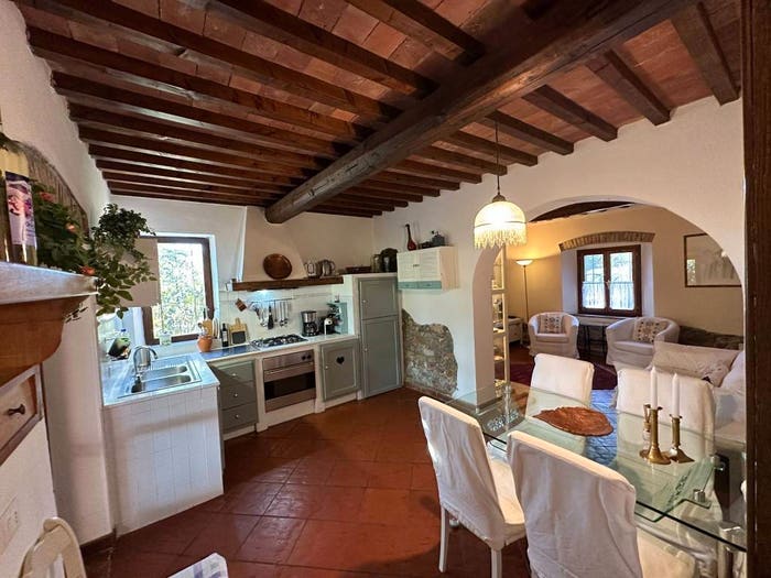 Casa con 6 locali in vendita in Strada Provinciale Casettino Dani, Gavorrano