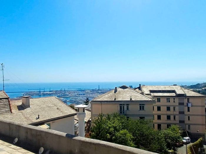 Appartamento trilocale in vendita in Via ai Prati d'Oregina, Oregina, Genova