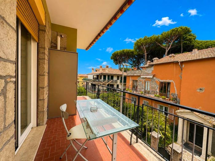 Appartamento trilocale in vendita in Via Sentiero delle Mimose, Centro, Grottaferrata