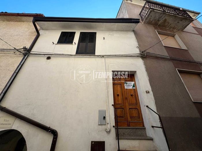 Casa trilocale in vendita in Via Pietro Nenni, Centro, Tornareccio