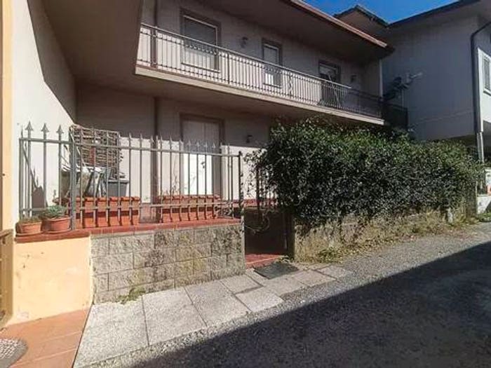 Casa trilocale in vendita in Via Delle Cinquevie, Centro, Pieve a Nievole