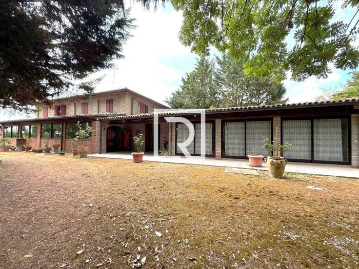 Casa con 6 locali in vendita in VIA GAMBELLARA, Santo Stefano Gambellara, Ravenna