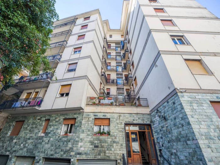Appartamento con 6 locali in vendita in Via Capraia, Castelletto, Genova
