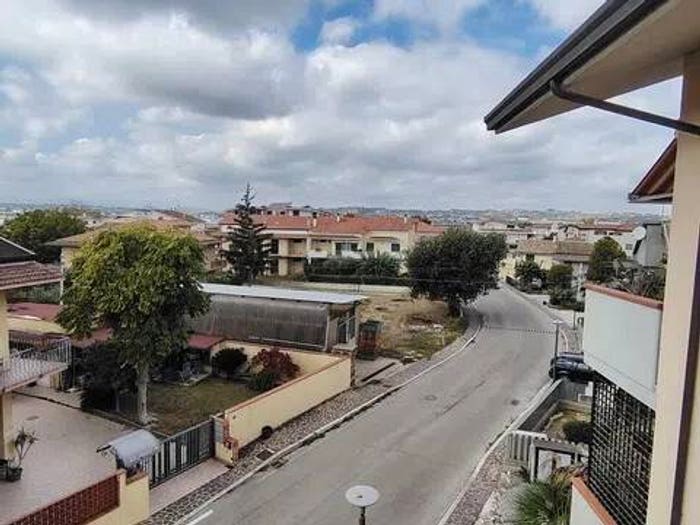 Appartamento trilocale in affitto in Viale A Moro, Sambuceto, San Giovanni Teatino