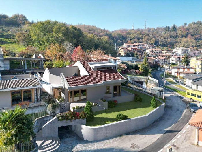 Casa quadrilocale in vendita in Via Aprile, Gandosso