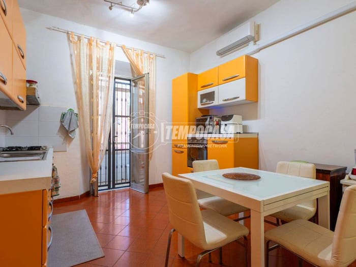 Appartamento trilocale in vendita in Via Carlo Pisacane, Centro, Piombino