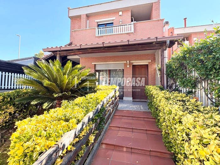 Casa con 5 locali in vendita in Via Libeccio, Boccelle, Civitavecchia