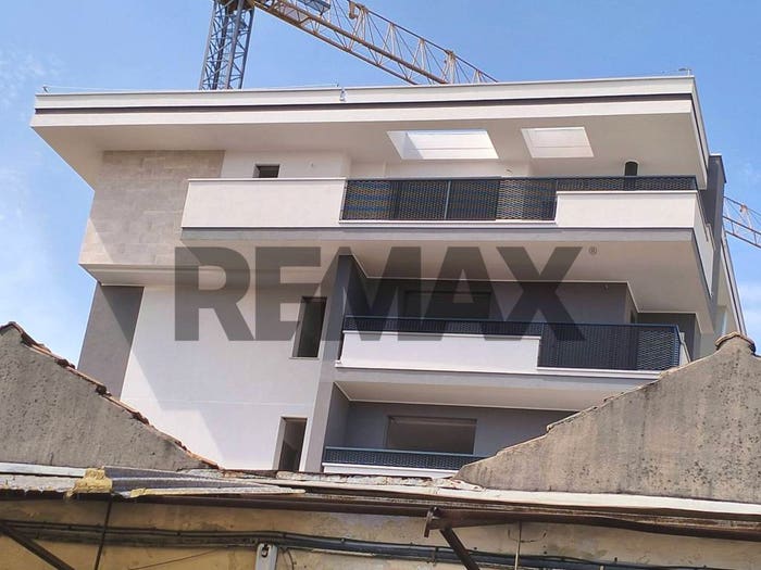 Appartamento quadrilocale in vendita in Via Curioni, Sciarè, Gallarate
