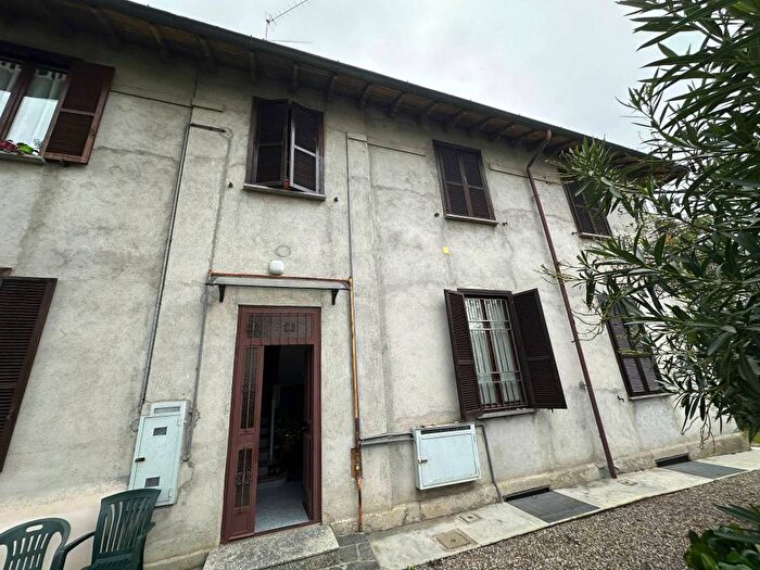 Appartamento bilocale in vendita in Via San Gaetano, Parco Castello, Legnano